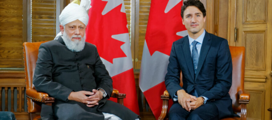 O Primeiro-Ministro do Canadá recebe o Califa da Comunidade Islâmica Ahmadia em Otava